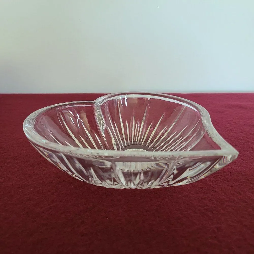 Mikasa Icicles Heart Dish Glass Lead Crystal Item SN047/512 Germany IOB